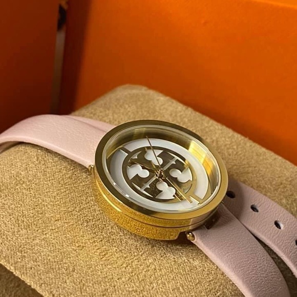 Tory Burch Reva Double-Wrap - Picture 5 of 10